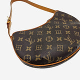 MONOGRAM CANVAS CROISSANT PM