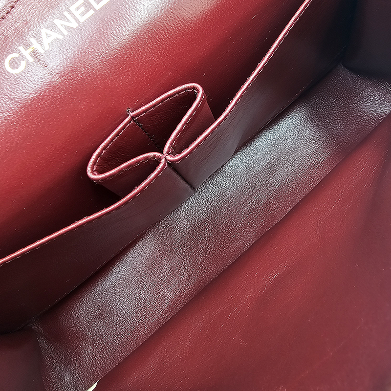 CLASSIC DOUBLE FLAP MEDIUM
