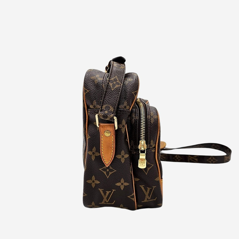 MONOGRAM CANVAS NILE MM