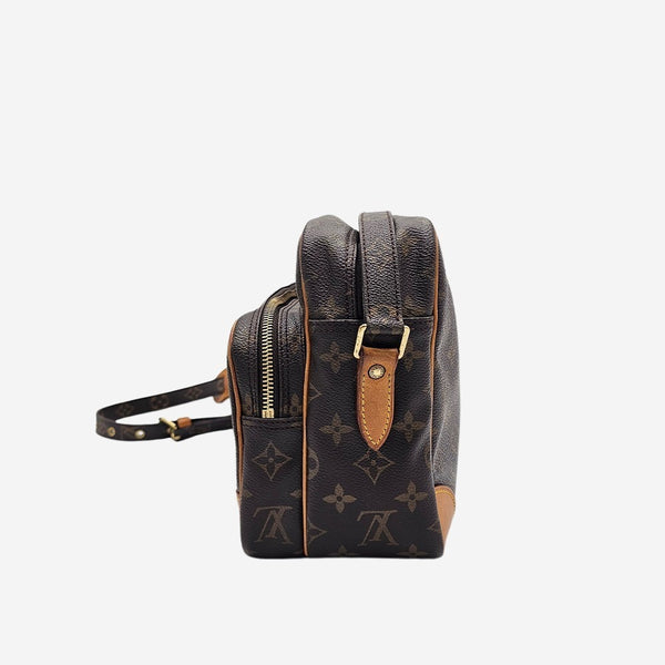 MONOGRAM CANVAS NILE MM