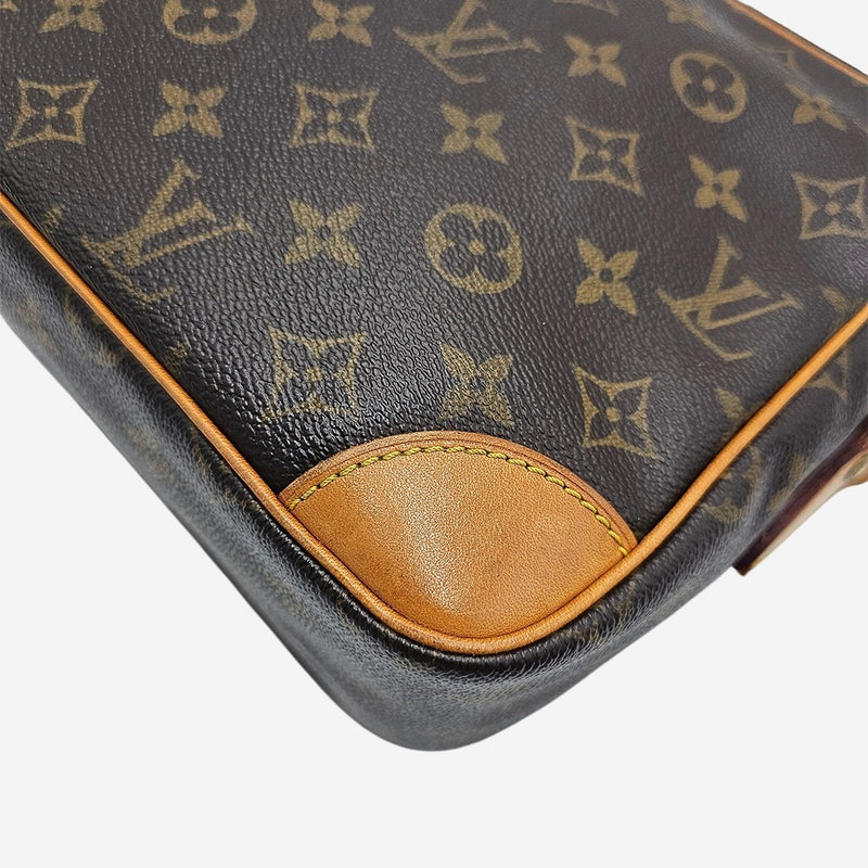 MONOGRAM CANVAS NILE MM