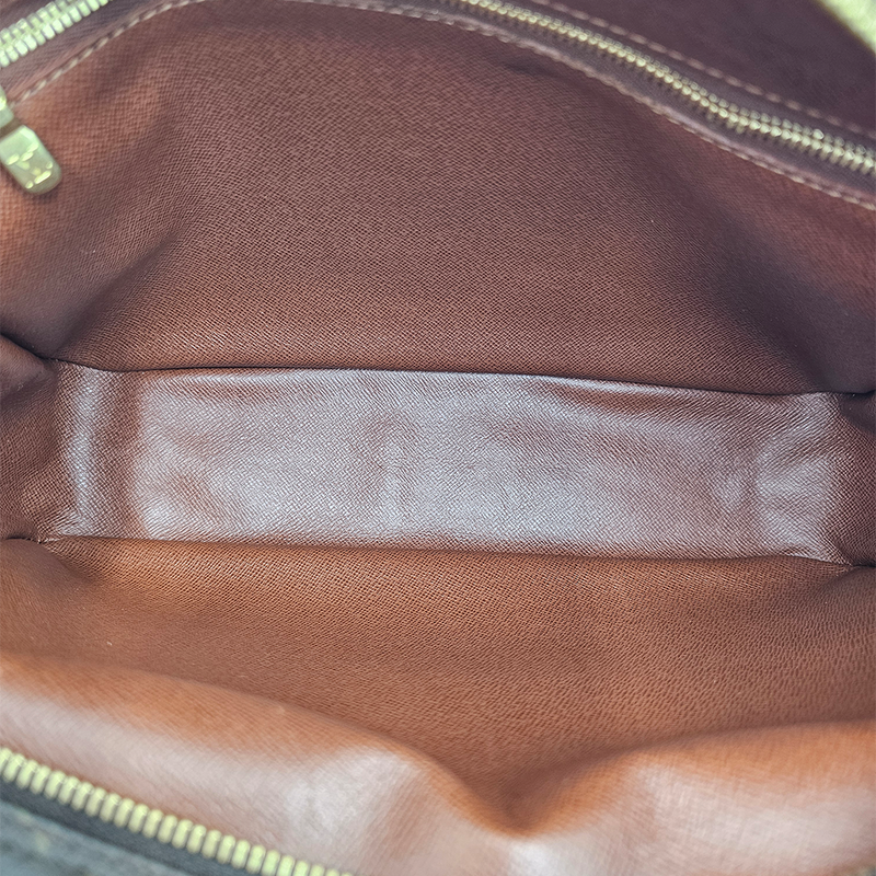 MONOGRAM CANVAS NILE MM
