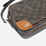 MONOGRAM CANVAS NILE MM