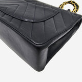 RARE CHEVRON NAVY MEDIUM CLASSIC DOUBLE FLAP