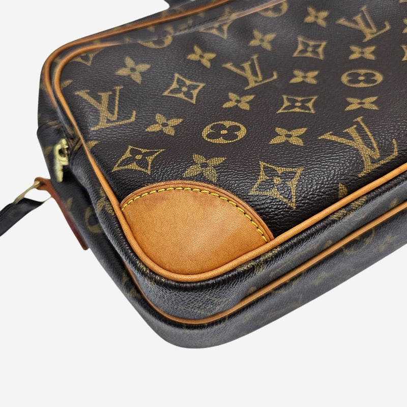 MONOGRAM CANVAS NILE MM