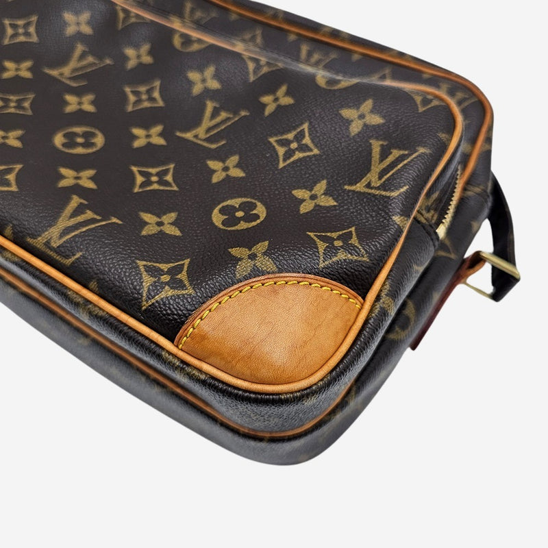 MONOGRAM CANVAS NILE MM