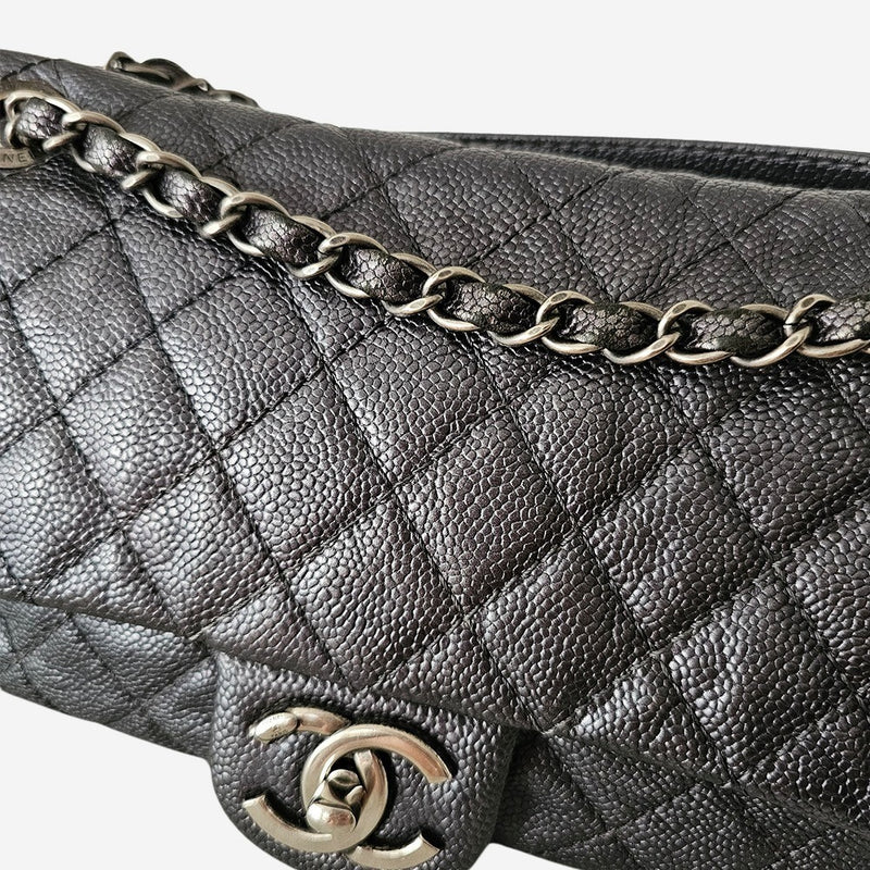 MEDIUM METALLIC GREY CAVIAR EASY FLAP