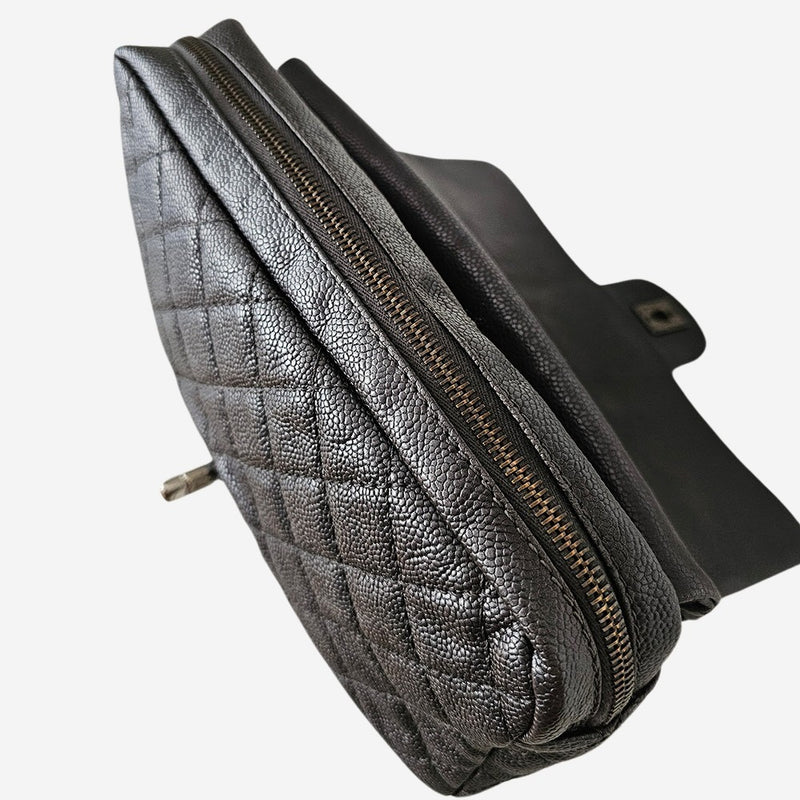 MEDIUM METALLIC GREY CAVIAR EASY FLAP