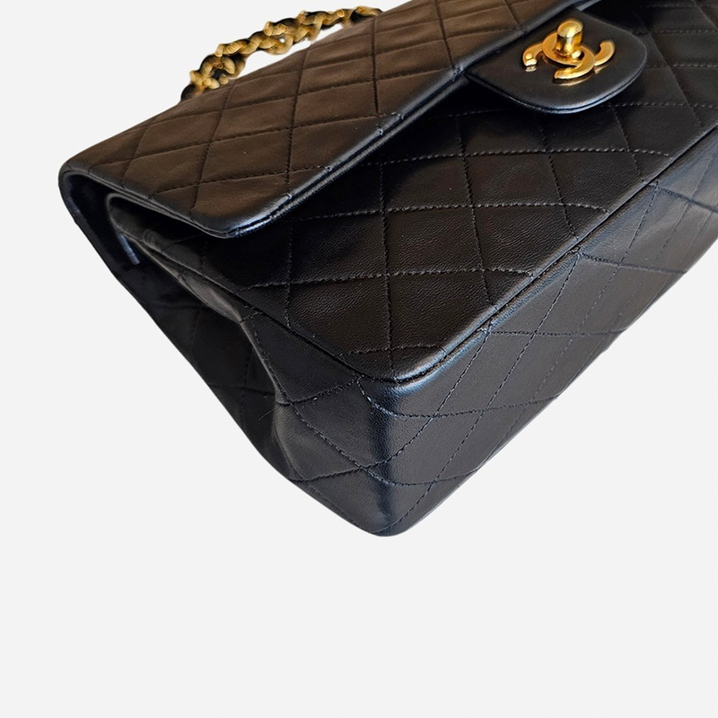 CLASSIC DOUBLE FLAP MEDIUM