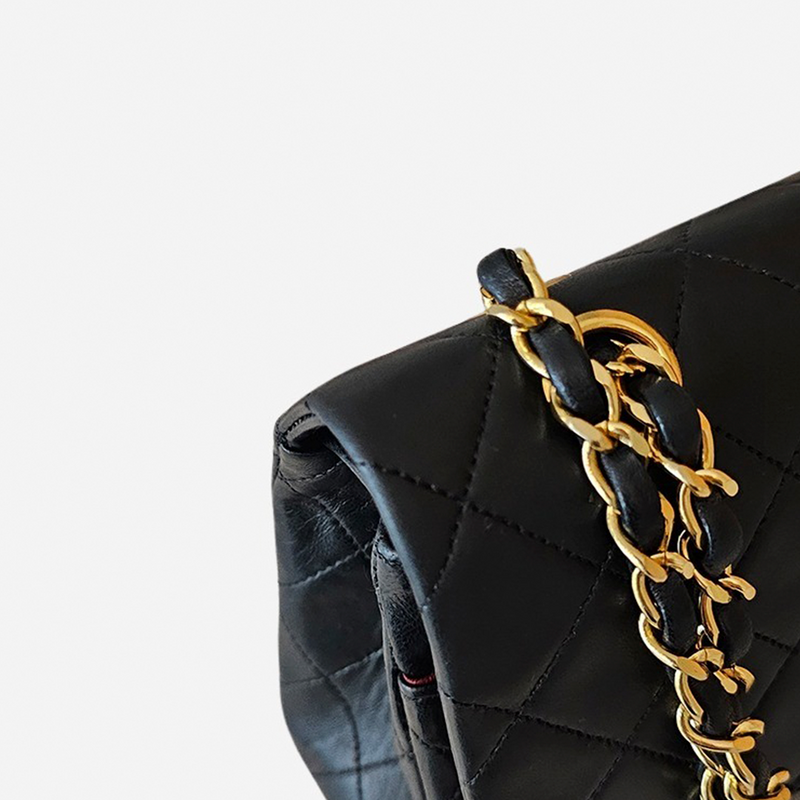 CLASSIC DOUBLE FLAP MEDIUM