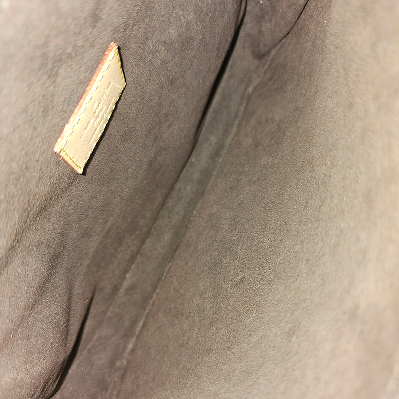 Pochette Metis