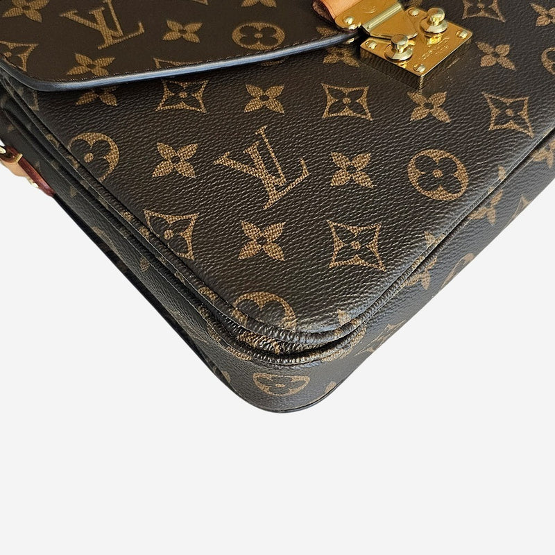 Pochette Metis