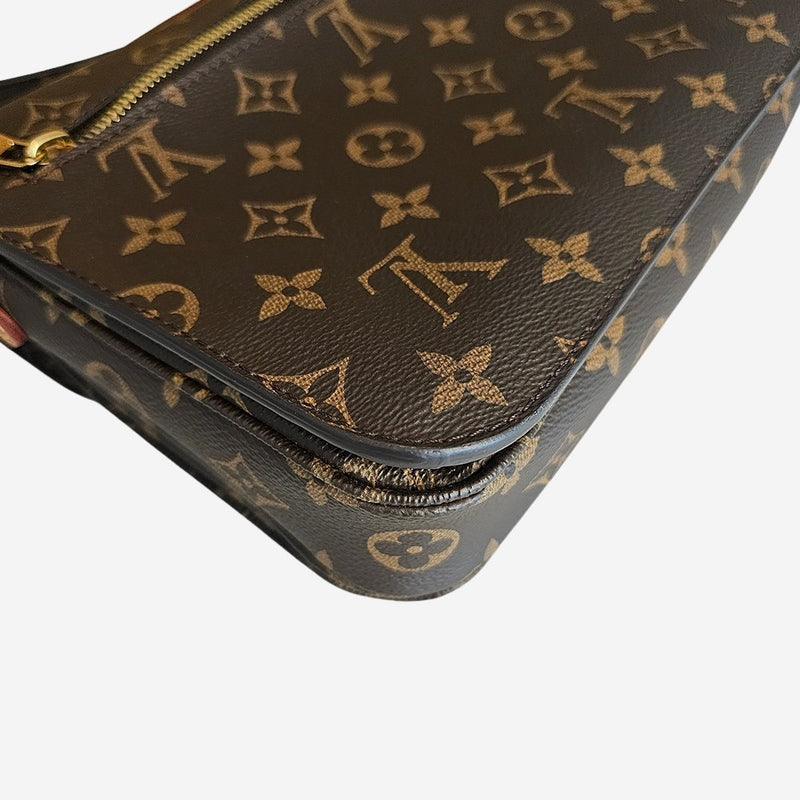 Pochette Metis