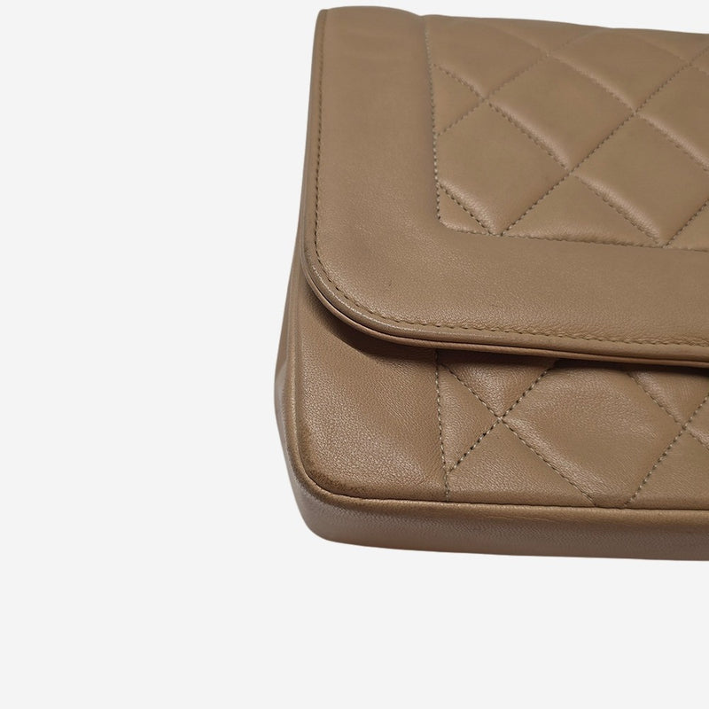 VINTAGE Diana flap bag