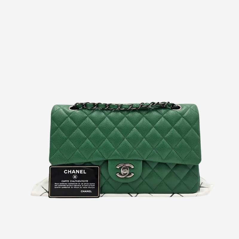 CAVIAR CLASSIC DOUBLE FLAP MEDIUM