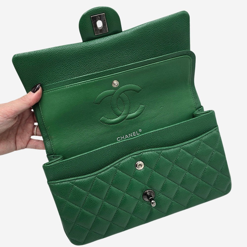 CAVIAR CLASSIC DOUBLE FLAP MEDIUM