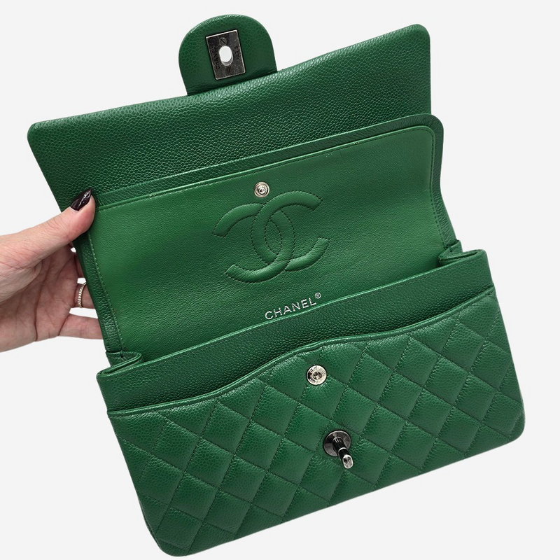 CAVIAR CLASSIC DOUBLE FLAP MEDIUM