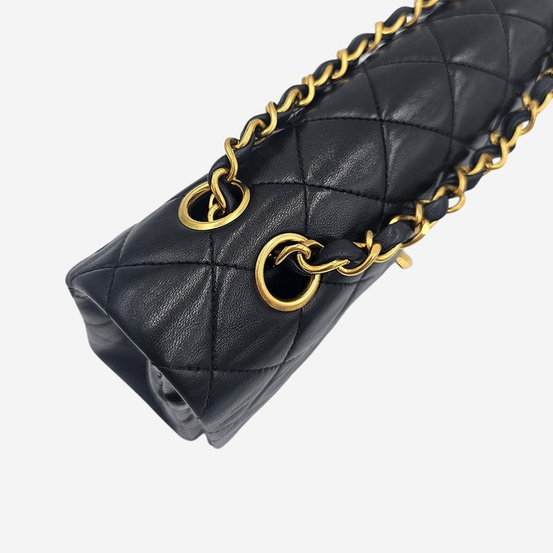 CLASSIC DOUBLE FLAP MEDIUM