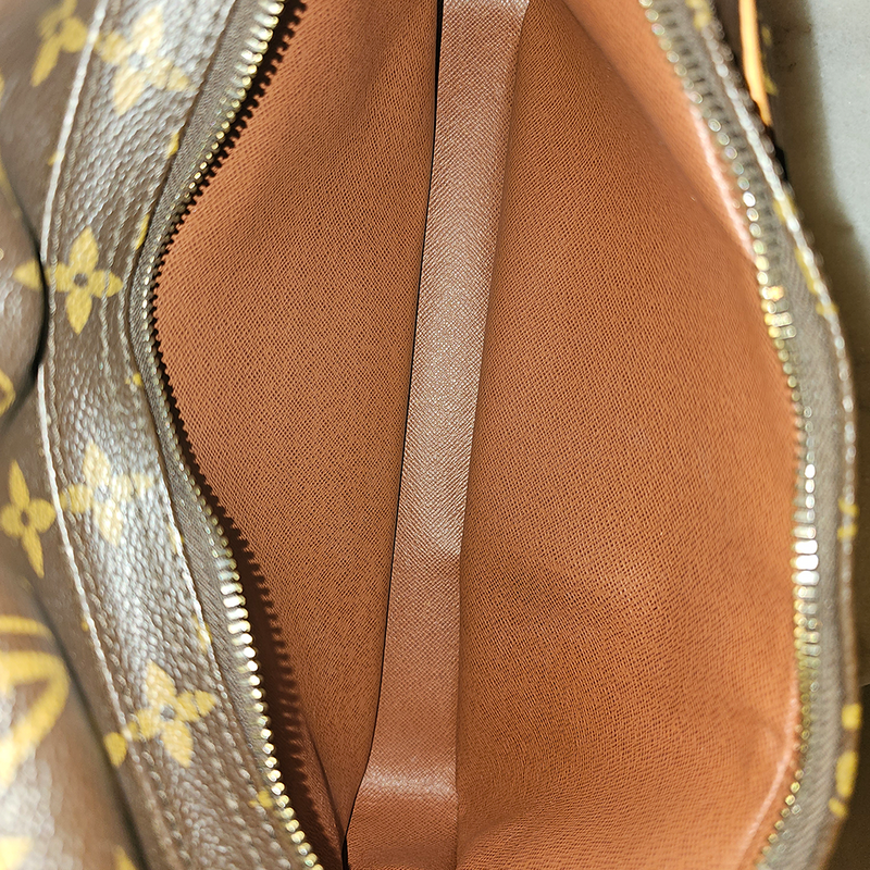 MONOGRAM CANVAS NILE MM