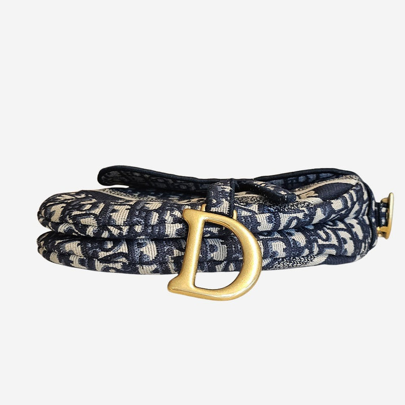 Oblique Jacquard saddle bag