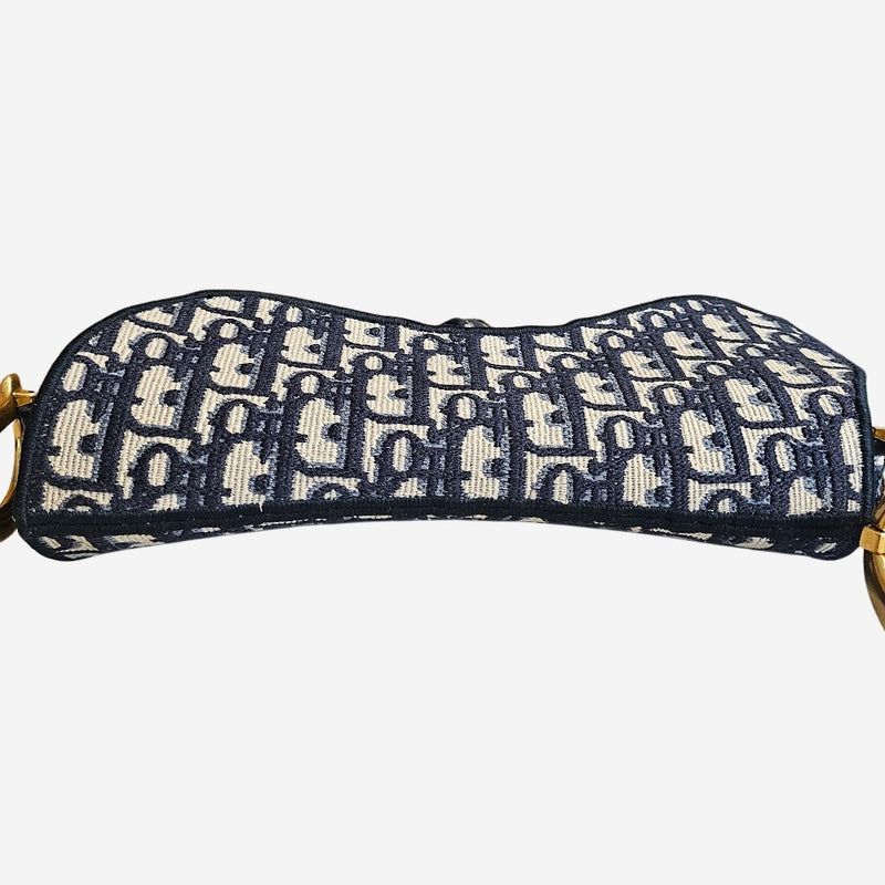 Oblique Jacquard saddle bag