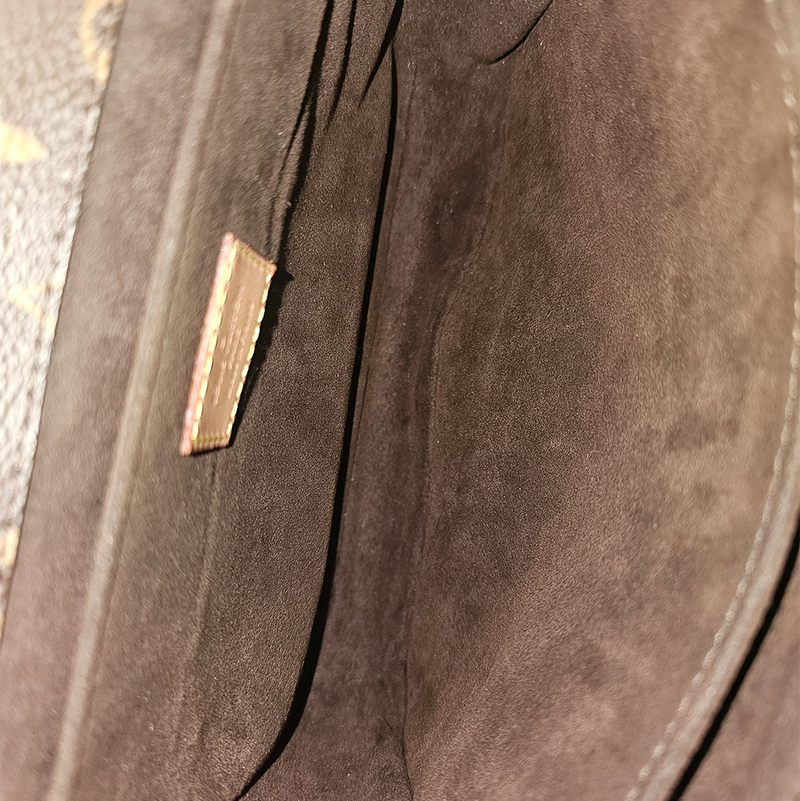 Pochette Metis
