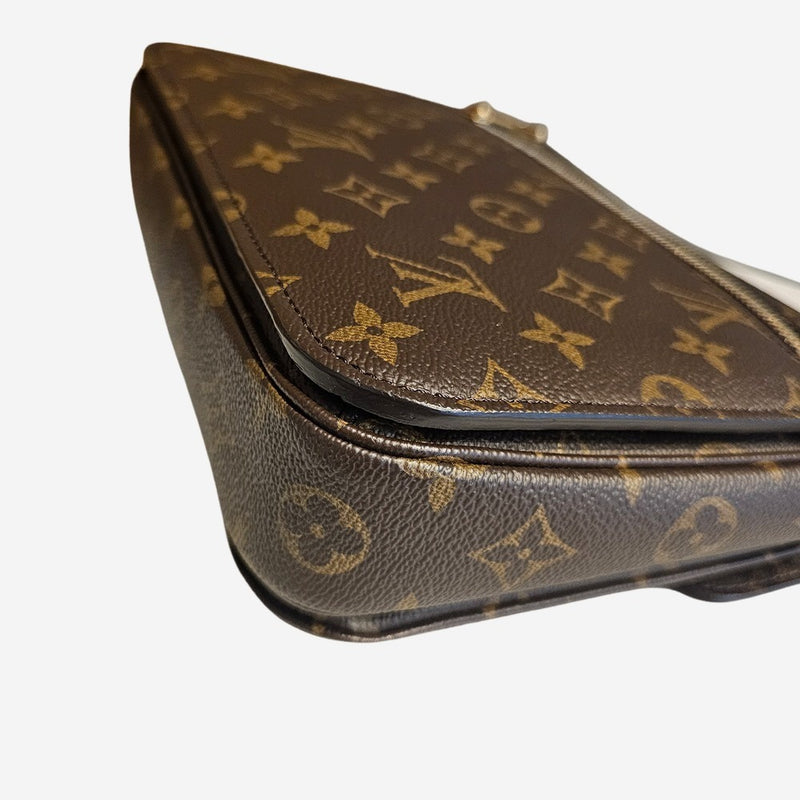 Pochette metis