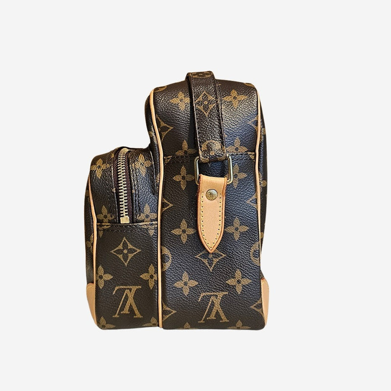 MONOGRAM CANVAS NILE MM