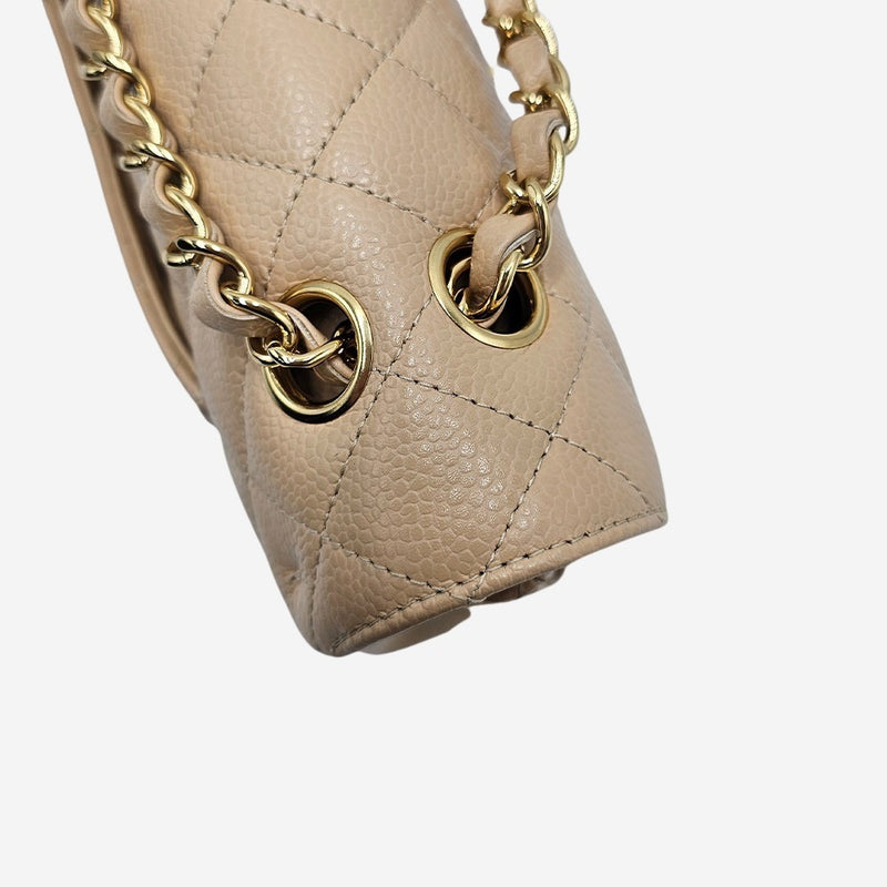 CAVIAR MEDIUM CLASSIC DOUBLE FLAP