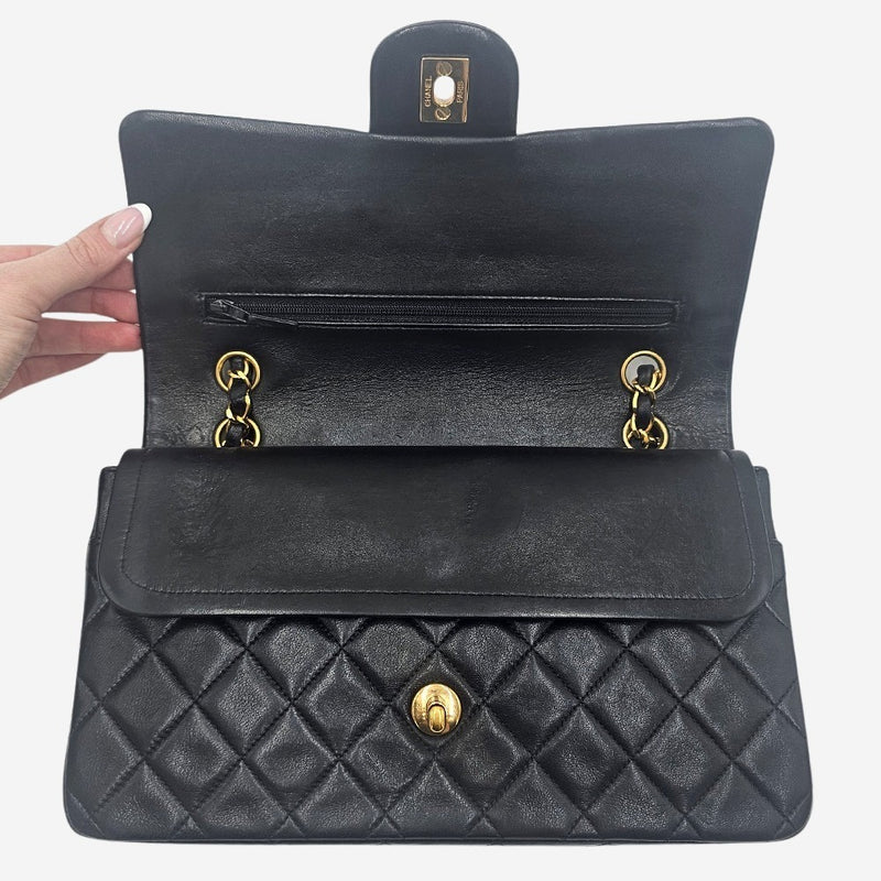 CLASSIC DOUBLE FLAP MEDIUM