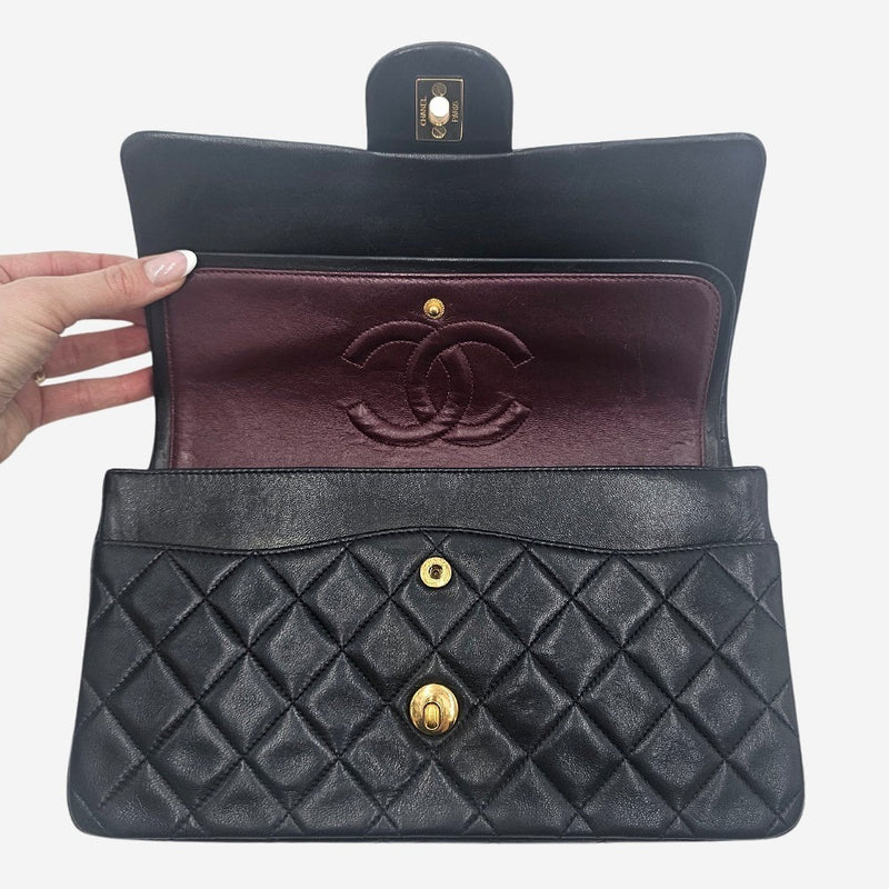 CLASSIC DOUBLE FLAP MEDIUM