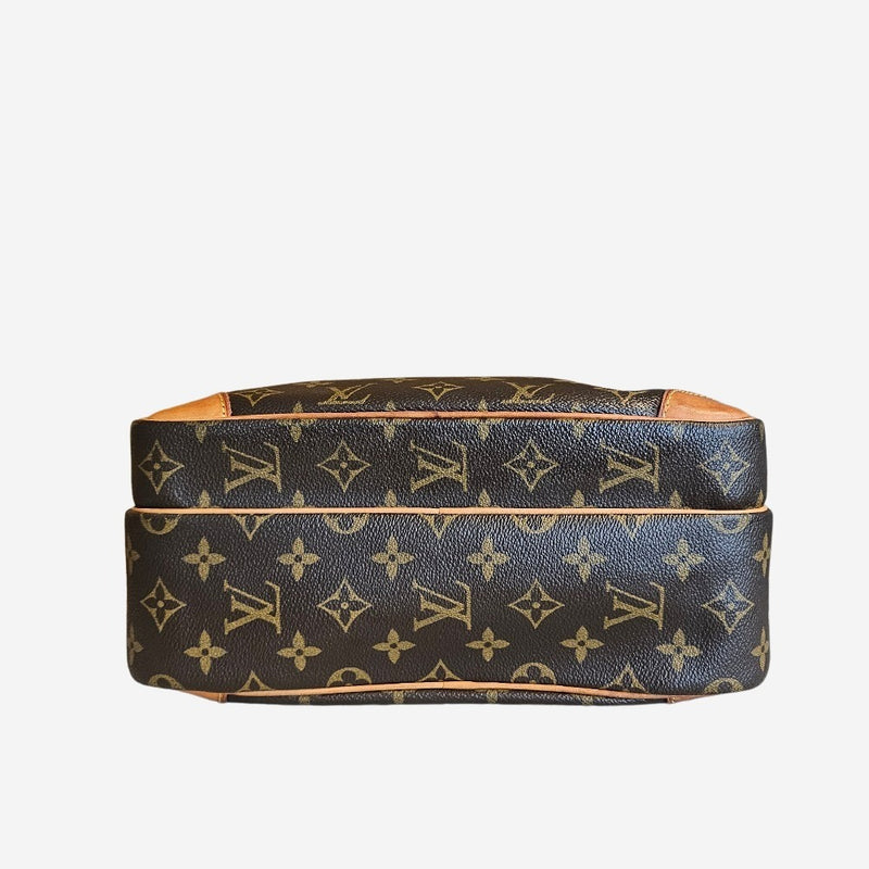 MONOGRAM CANVAS NILE MM