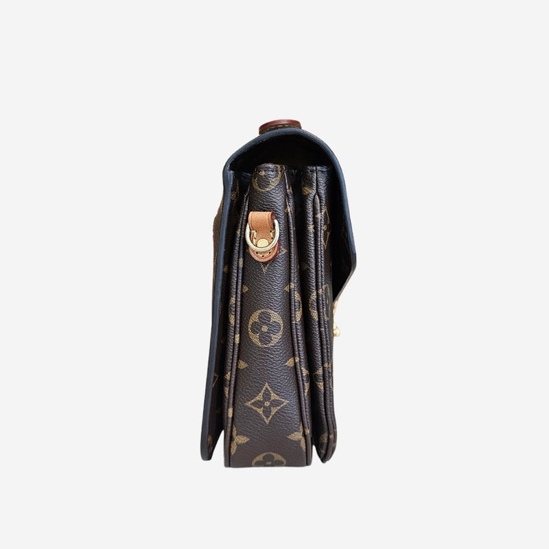 Monogram Canvas Pochette metis