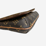 MONOGRAM CANVAS MUSETTE TANGO