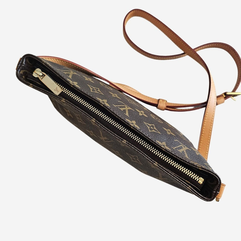 MONOGRAM CANVAS TROTTEUR