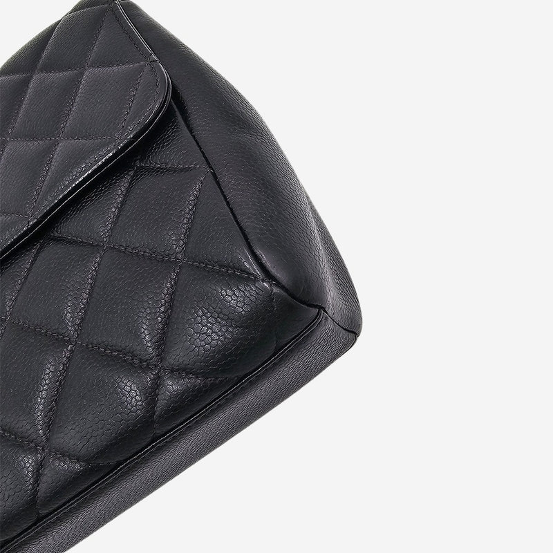 SORT CAVIAR SQUARE FLAP BAG