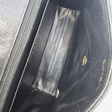 SORT CAVIAR SQUARE FLAP BAG