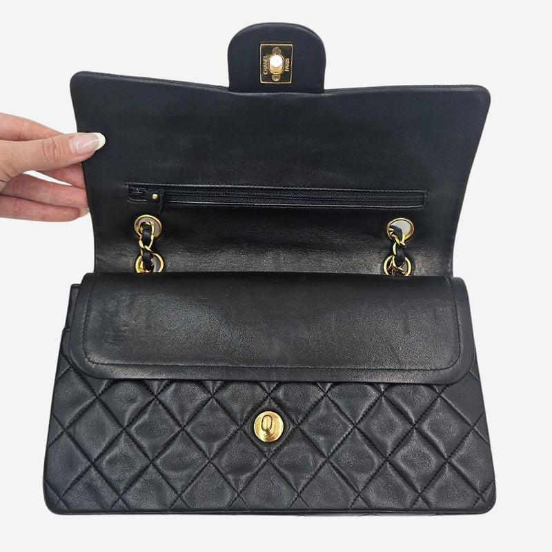 CLASSIC DOUBLE FLAP MEDIUM