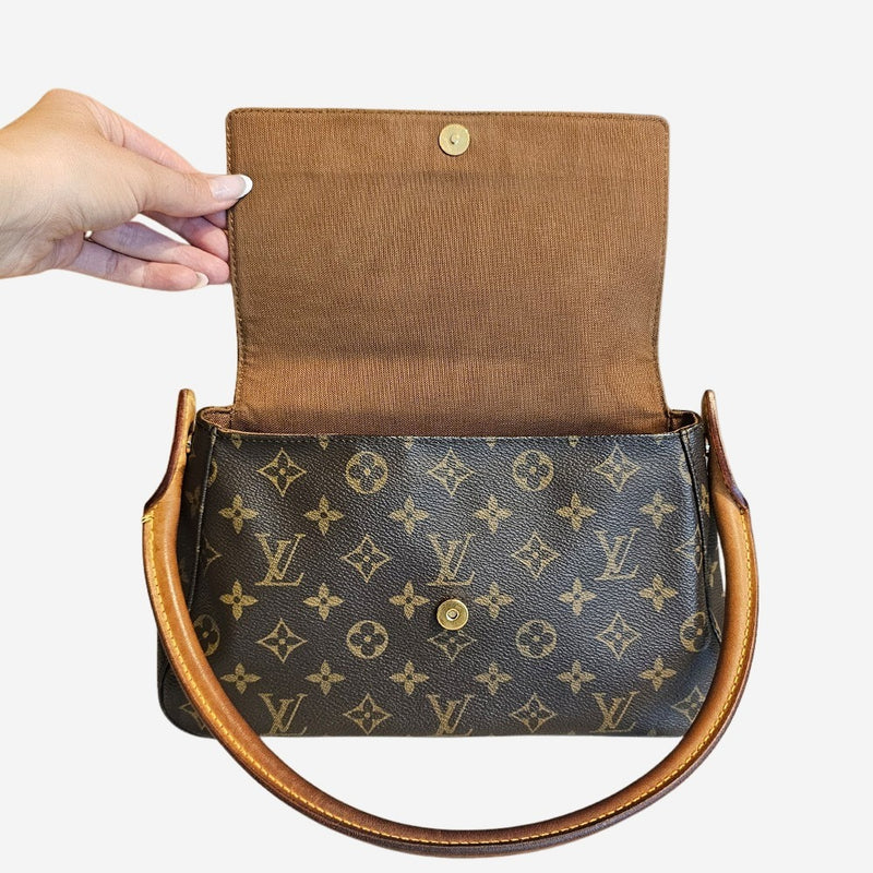 MONOGRAM CANVAS LOOPING PM
