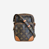 MONOGRAM CANVAS AMAZONE