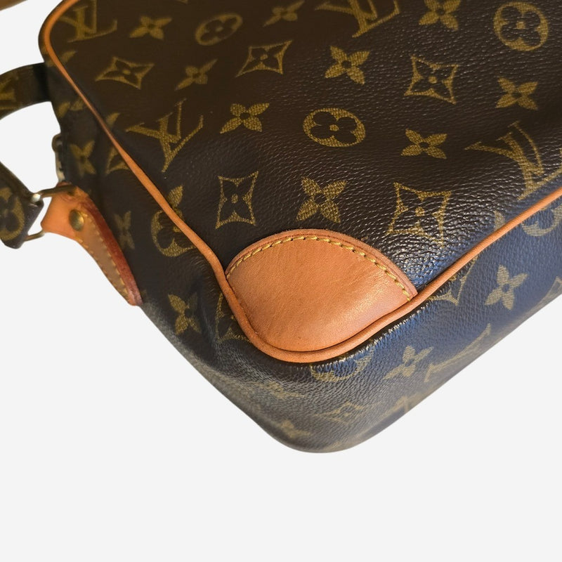 MONOGRAM CANVAS NILE MM