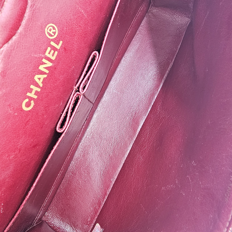 CLASSIC DOUBLE FLAP MEDIUM
