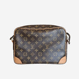 MONOGRAM CANVAS NILE MM