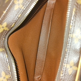 MONOGRAM CANVAS NILE MM