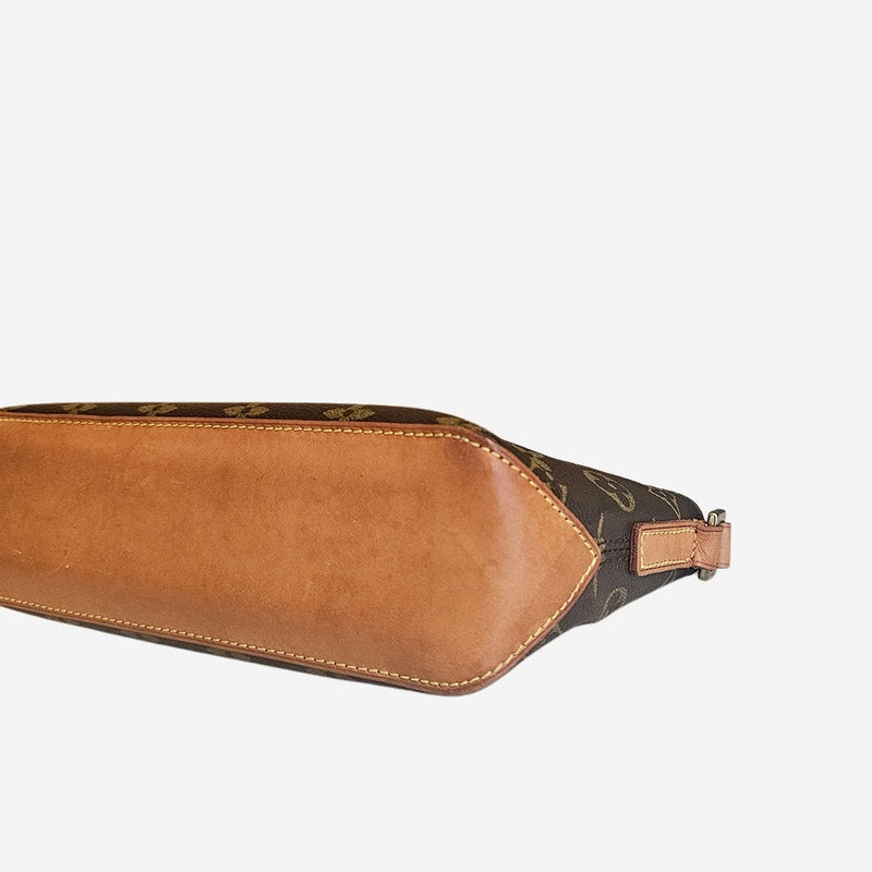 MONOGRAM CANVAS TROTTEUR