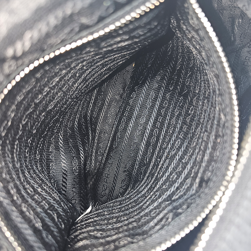 NYLON CROSSBODY