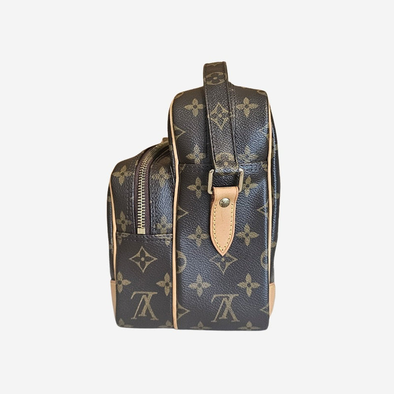 MONOGRAM CANVAS NILE MM