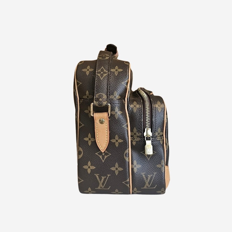 MONOGRAM CANVAS NILE MM