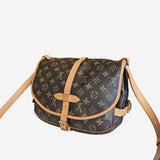MONOGRAM CANVAS SAUMUR 30