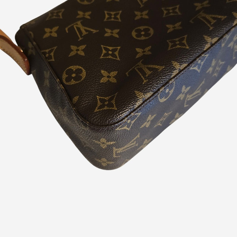 MONOGRAM CANVAS LOOPING PM